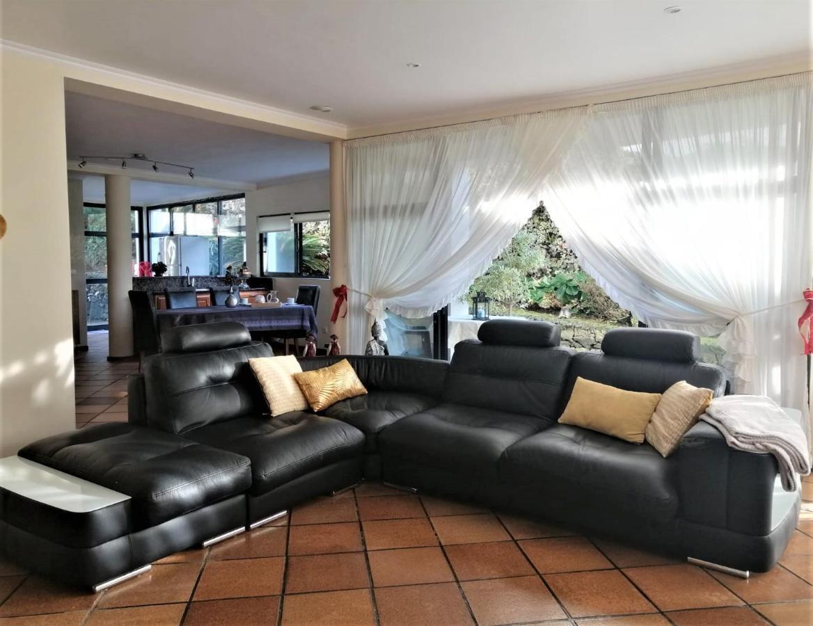 Surf & Guest Lorena'S House ฮิเบย์รา กรันเจ ภายนอก รูปภาพ
