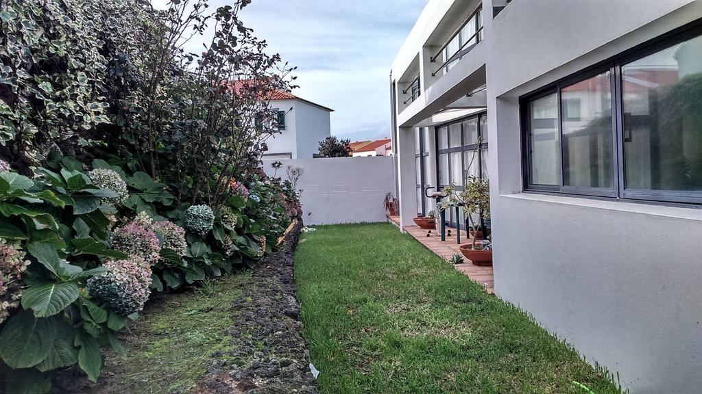Surf & Guest Lorena'S House ฮิเบย์รา กรันเจ ภายนอก รูปภาพ
